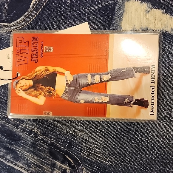 VIP Jeans - Picture 3 of 13